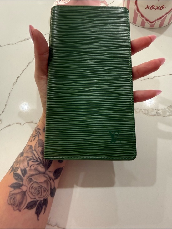 Louis Vuitton Handbags - Authentic Louis Vuitton in leafy Green Epi Long Wallet. Like-new!